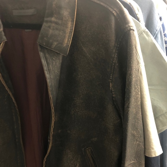 John Varvatos Brown Distressed Leather Bomber Jacket with Vintage Appeal - Picture 3 of 8